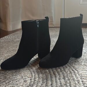 Gianni Bini Elegant Black Ankle Boots